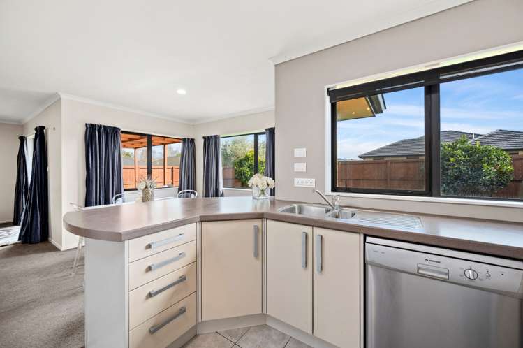 26 Carroll Place Owhata_4