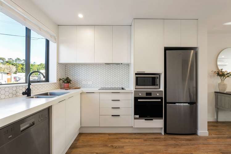 2/2 Stone Street Miramar_6