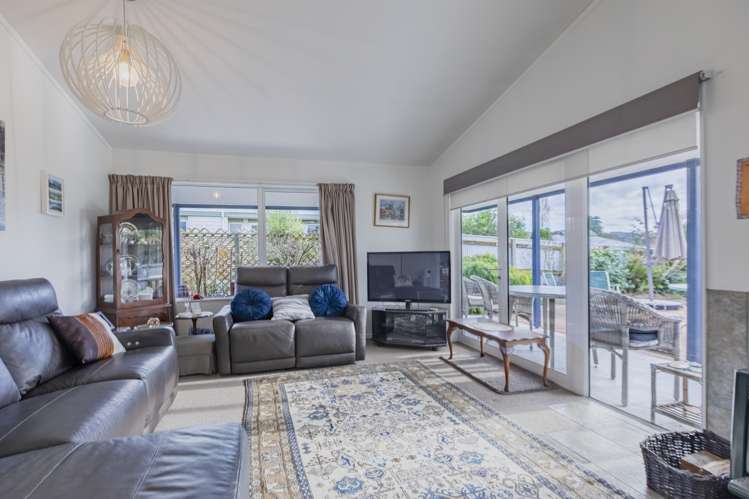 21 Abbot Avenue Waipawa_6