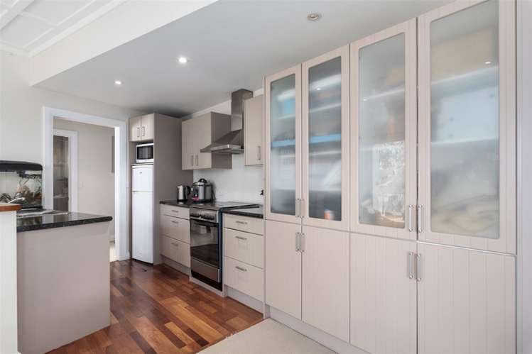 2 Glade Place Birkenhead_17