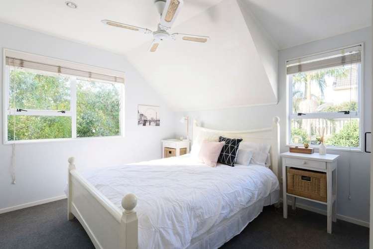 1/11 Allen Johnston Place Saint Johns_11