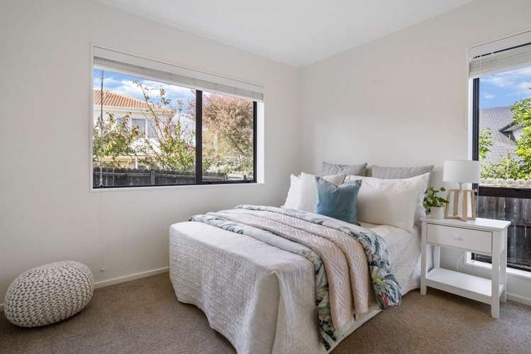 37 Rochester Crescent Somerville_7