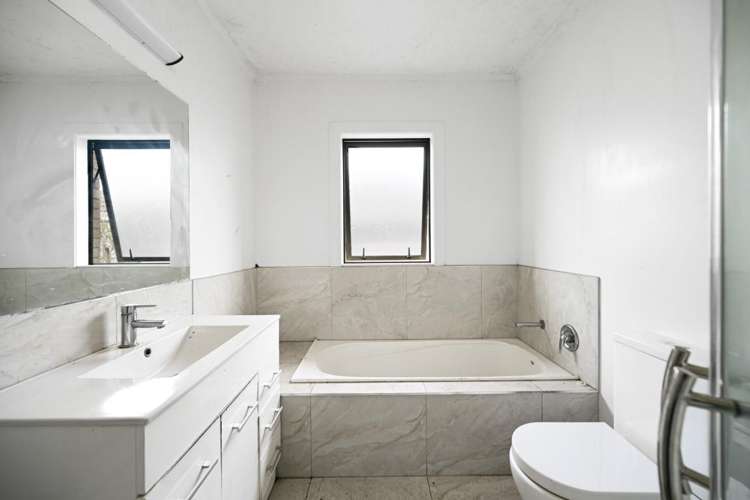 281 Cambridge Road Hillcrest_11