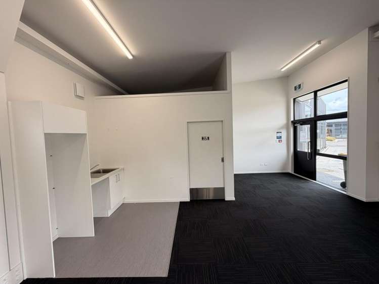 Unit 7, 141 Hoskyns Road Rolleston_5