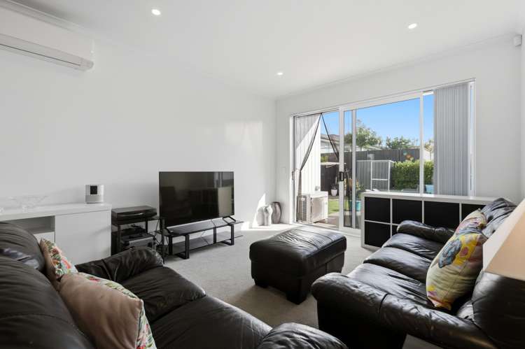 32B Taikura Avenue Red Beach_7