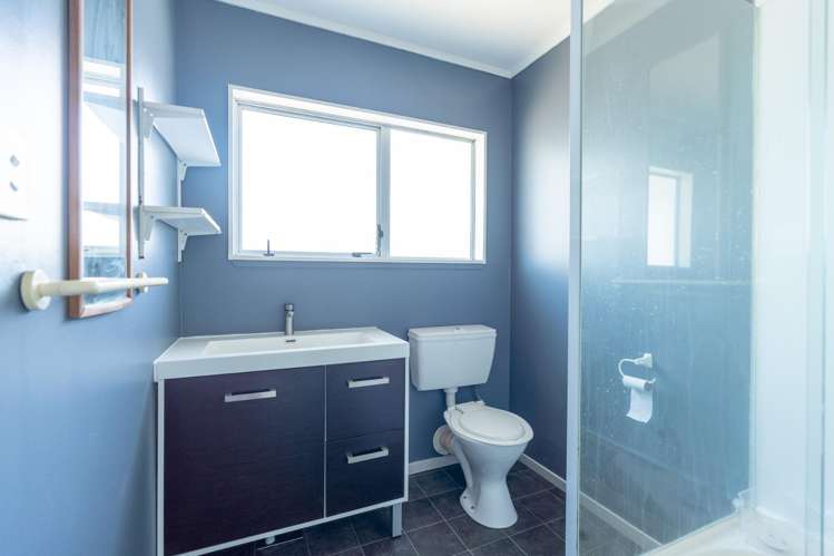  115 Sherwill Street West Feilding_13