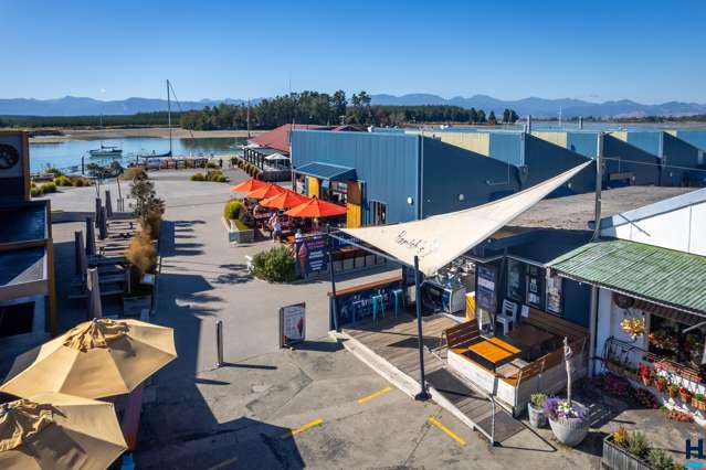 Hamish's Mapua Wharf, 8 Aranui Road Mapua_3