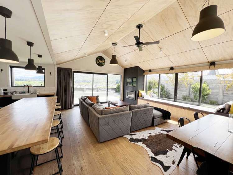 28 Myles Way Lower Shotover_2