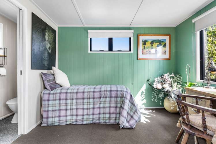 76A Wharf Road Clarks Beach_20