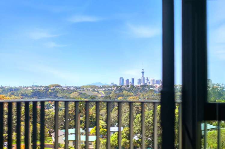 401/2A Te Ara Taurapa Pt Chevalier_9