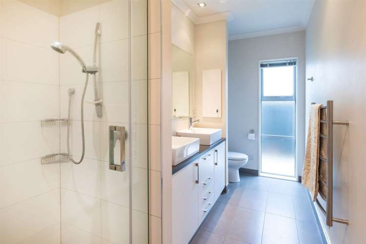 12 Brookwater Avenue Northwood_13