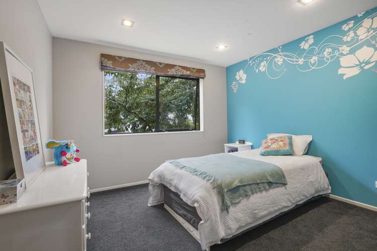 30b Derwent Crescent Titirangi_18