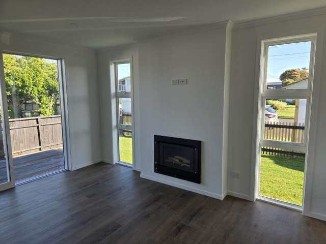 1/70 Thompson Street Leamington_2