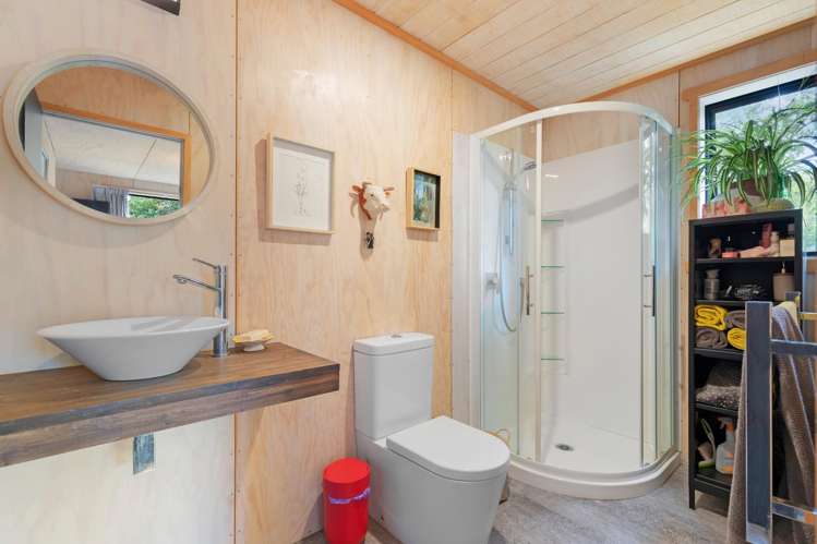 141 Main Road Luggate_11