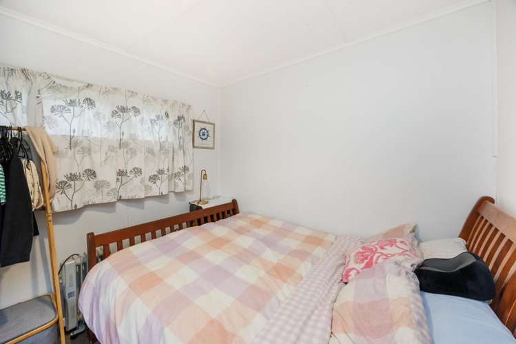 23 Marine Parade South Foxton Beach_8