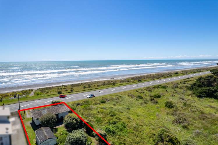 224 Marine Parade Otaki Beach_24