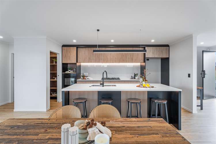 18 Halley Drive Chartwell_5