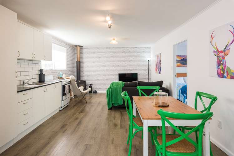 5613 Kenepuru Road Kenepuru Sound_12