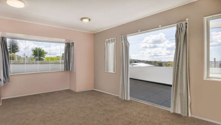 1/2 Raleigh Road Northcote_2