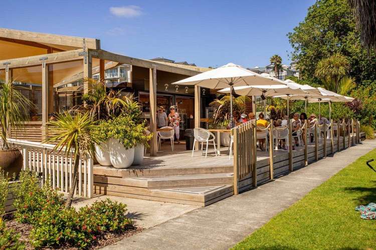 168 Landmark Terrace Orewa_24