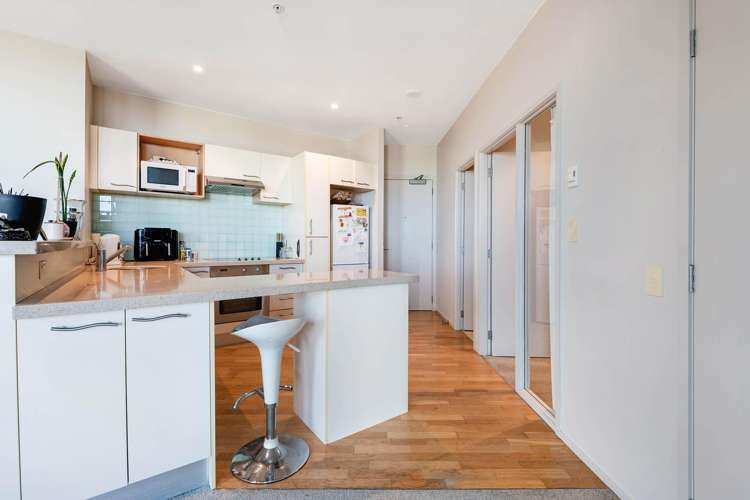 511/11 Tamariki Avenue Orewa_7