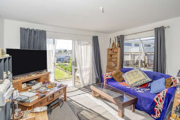 6 Joan Gaskell Drive Whitianga_5