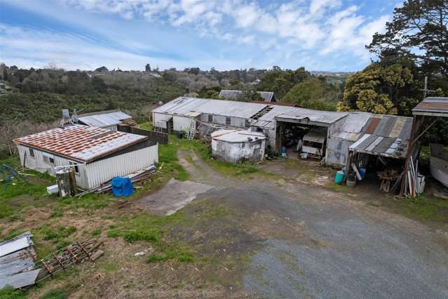 375 Whitford Road Whitford_3