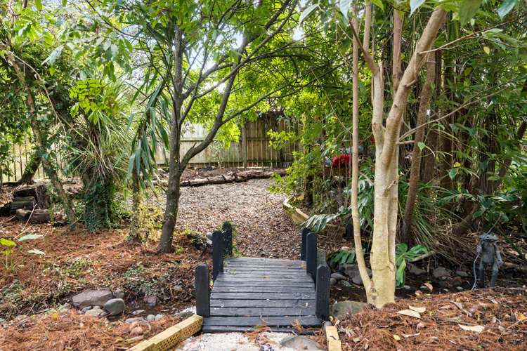 1/49 Withers Road Glen Eden_15