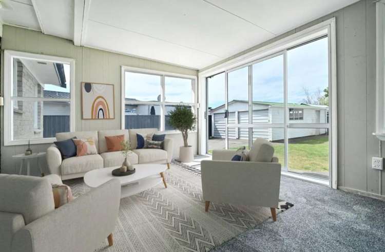 52 Folkestone Drive 10480_8