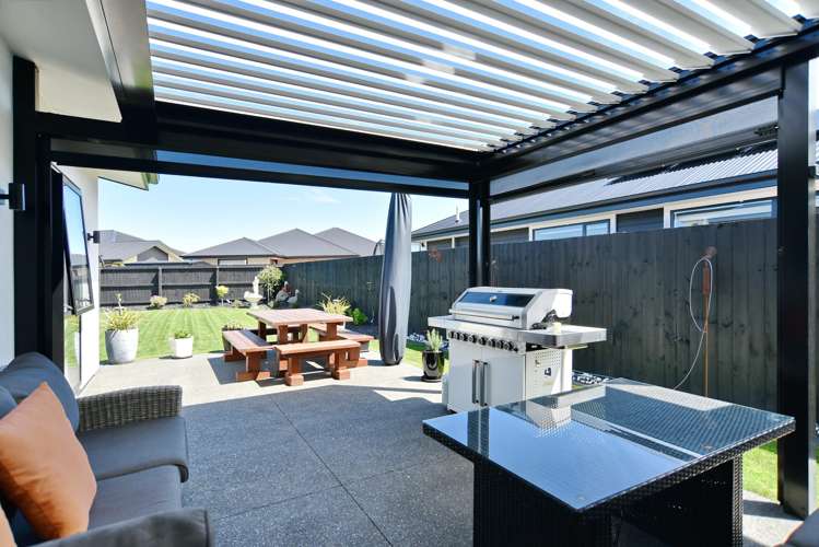 16 McQuillan Avenue Woodend_27