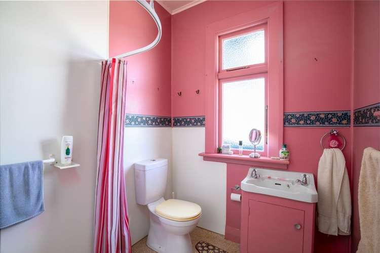 17 White Road Omakau_11