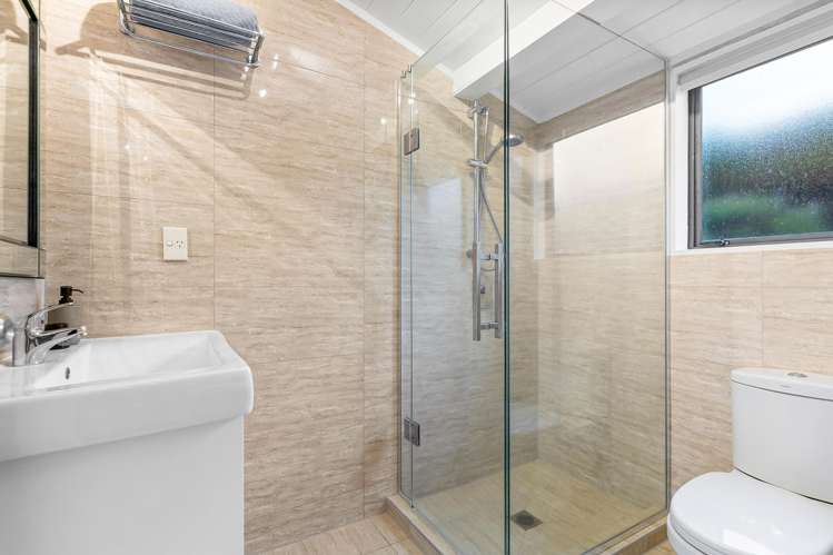 12a Relko Crescent Torbay_7