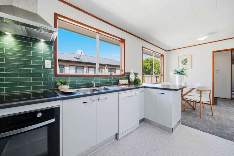 52 Te Irirangi Drive Clover Park_15