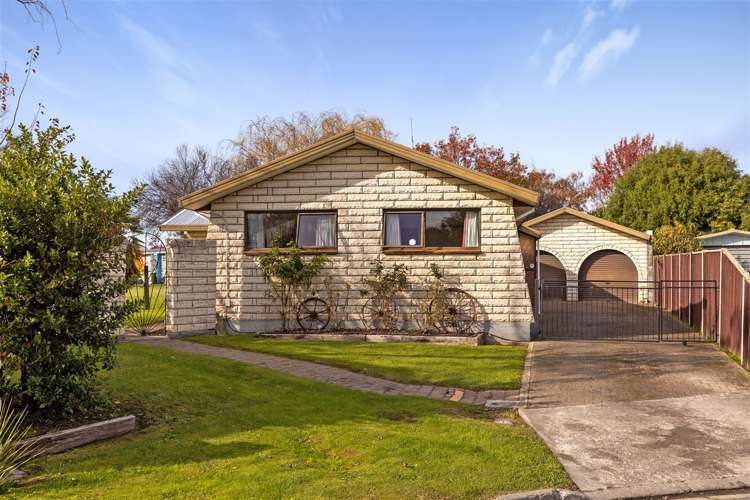 8 Rothwell Place Springlands_18