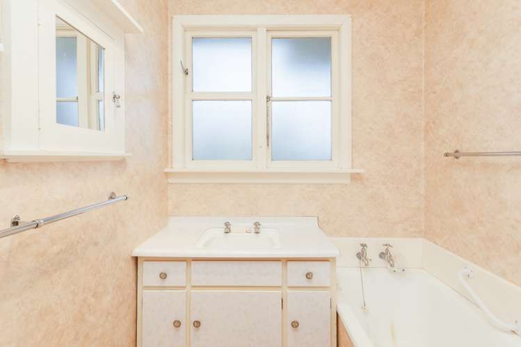 8 Carlisle Street Waimate_10