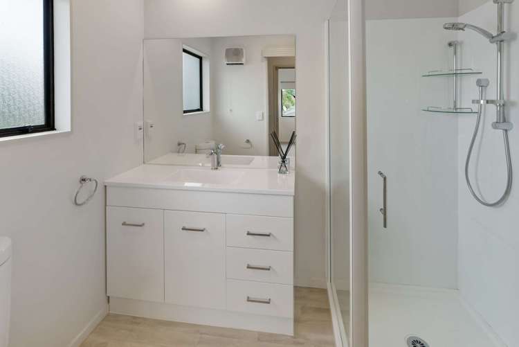 12c Carnot Street Glenholme_10