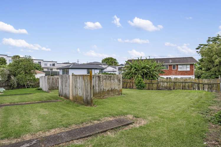 1/93 Barrack Road Mount Wellington_10