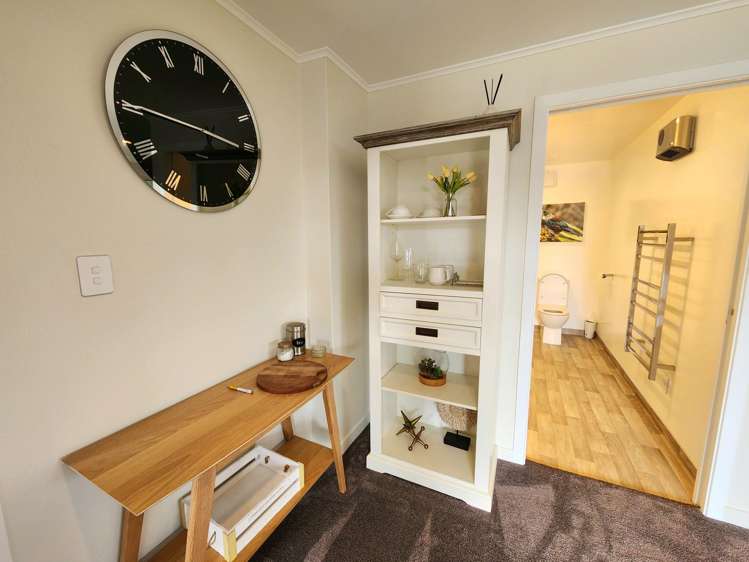 10 Gilbert Road Paroa_22