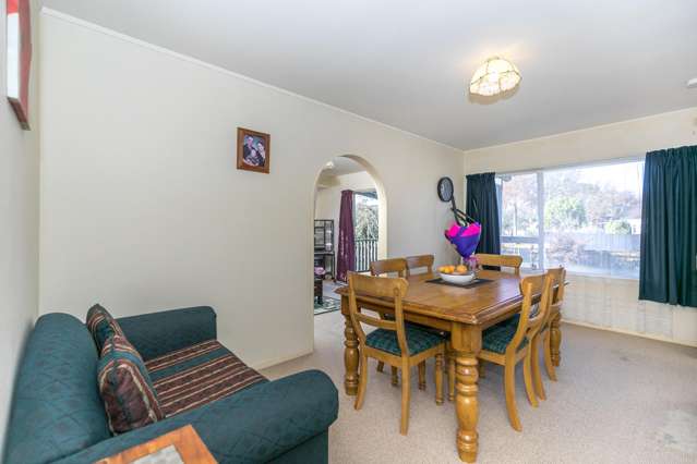 36 Oakfield Crescent Pukete_3