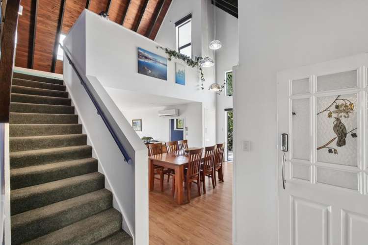 10 Lochinvar Place Hairini_8