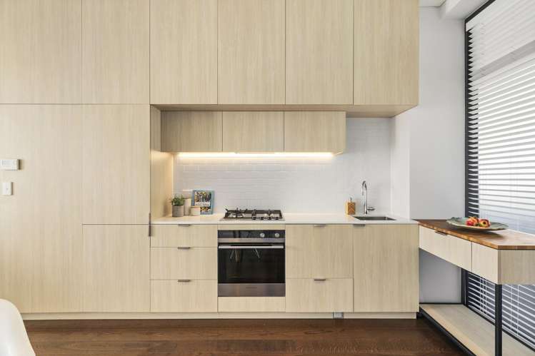 204/11 Jean Caldwell Way Island Bay_3