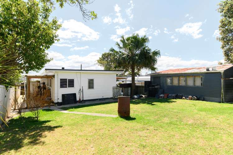 2/24 Newington Road Henderson_18
