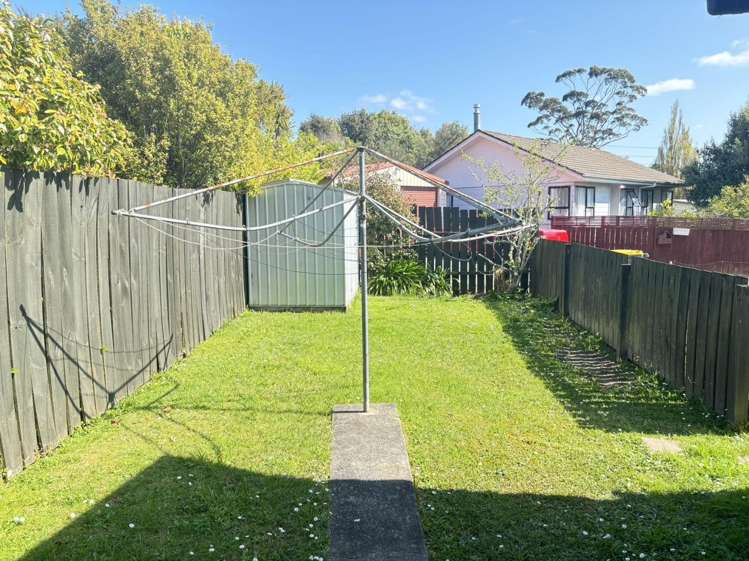 77 Meadowvale Rise Titirangi_20