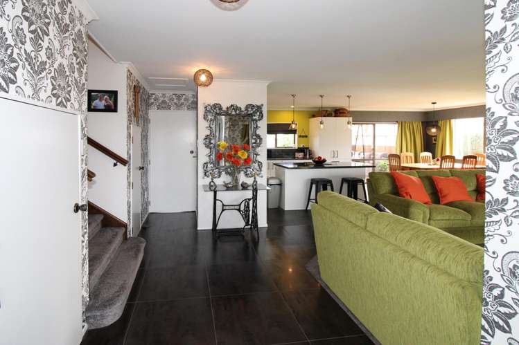 5 Chisholm Place Carterton_5