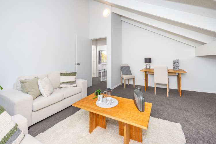 5 Olwyn Green Dinsdale_17