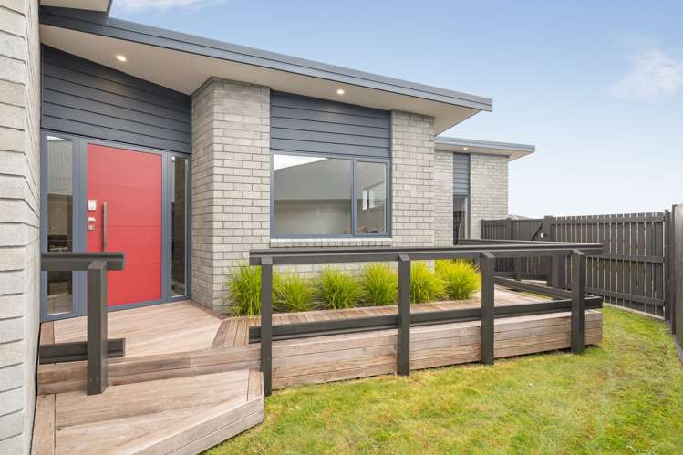 48 Sardinia Grove Fitzherbert_10