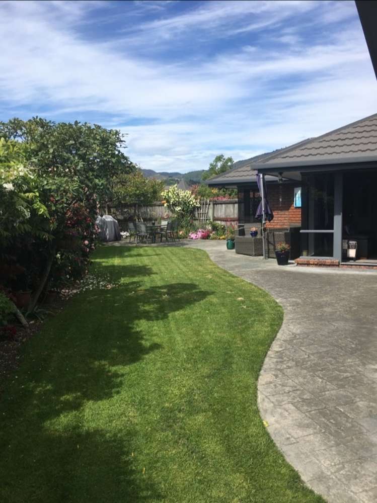 102 Aldinga Avenue Stoke_9