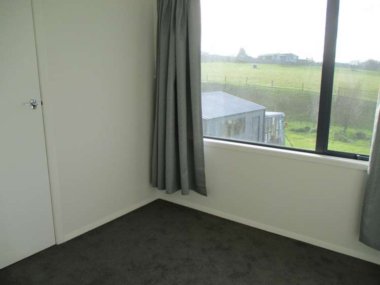 39 Baker Street Caversham_11