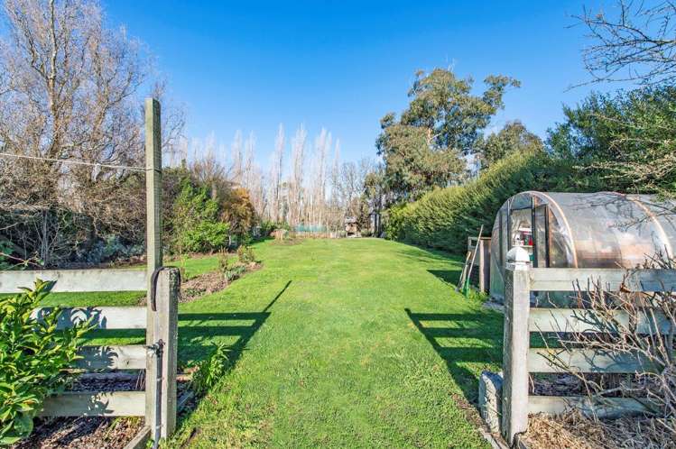 18 Brook Street Southbridge_15