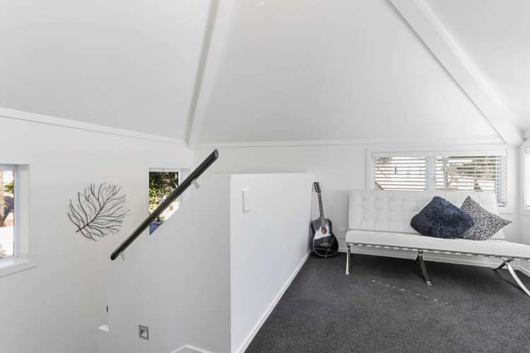 49A The Esplanade Eastern Beach_11